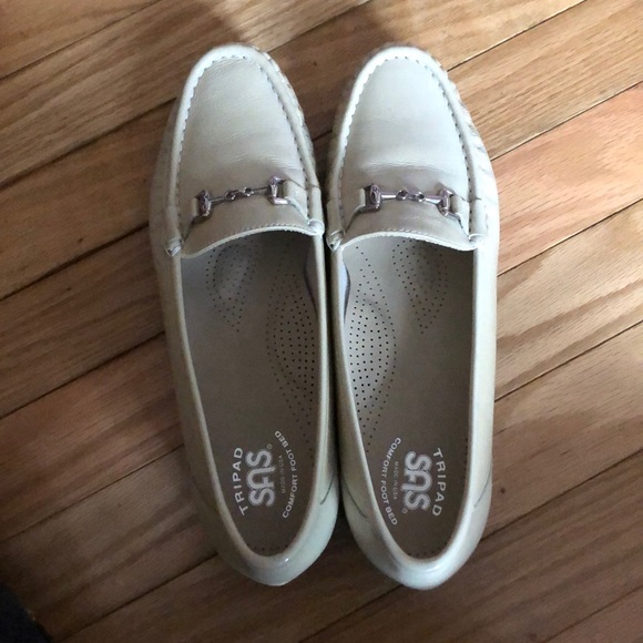 Metro Slip On Loafers - Tripad Comfort Foot Bed - Picture 2 of 5